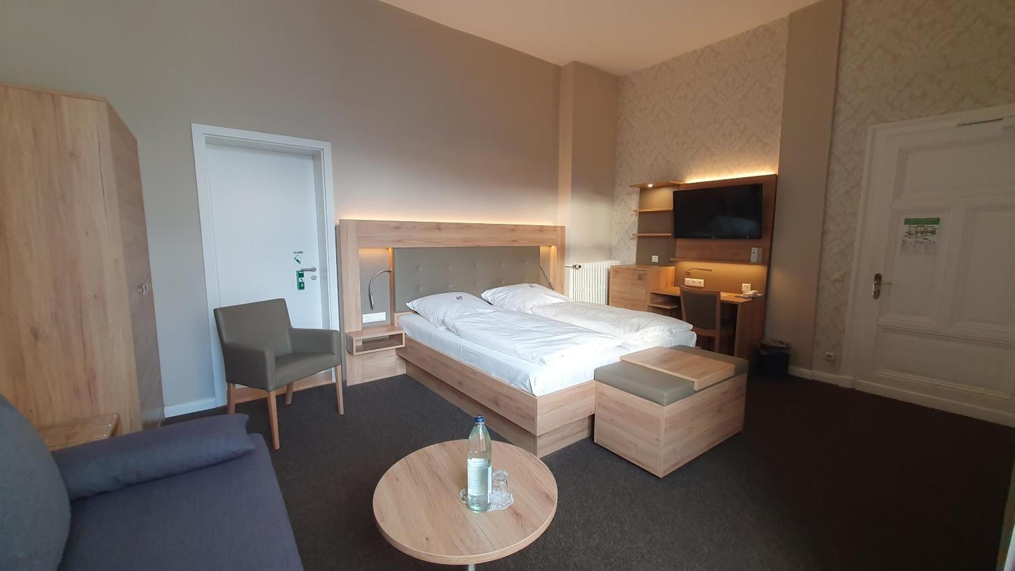 Hotel An Der Altstadt هاملن المظهر الخارجي الصورة